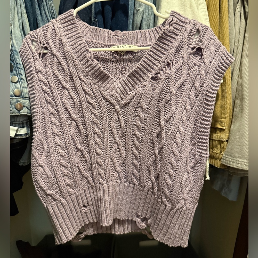 Signature8 Lilac Distressed Cable Knit V-Neck Sweater Vest